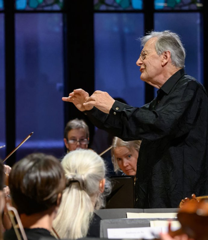 Sir John Eliot Gardiner cautiva el Palau de la Música