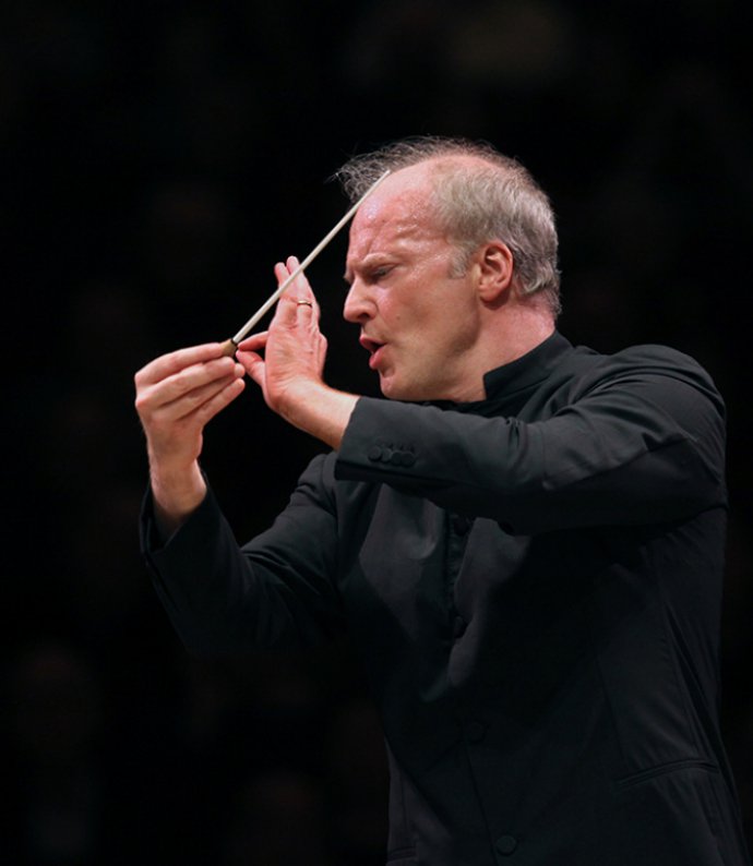 Gianandrea Noseda dirigirà el rèquiem de Mozart i l’Stabat Mater de Pla al Palau de la Música dins el cicle BCN Clàssics