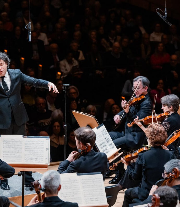 Gustavo Dudamel lleva la New York Philharmonic a Barcelona en su gran gira europea